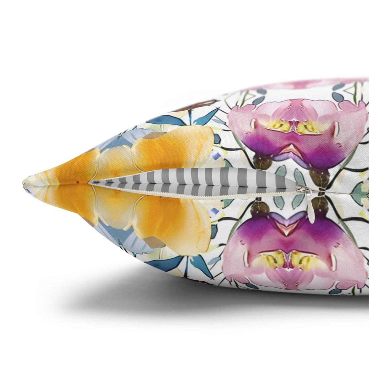 Aztec Check | Throw Pillow - Throw Pillow - Piccolo Fiore Prints