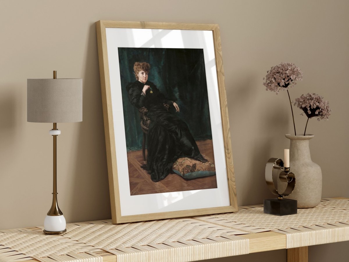 Lady in Black | P380 - Single Art Prints - Piccolo Fiore Prints