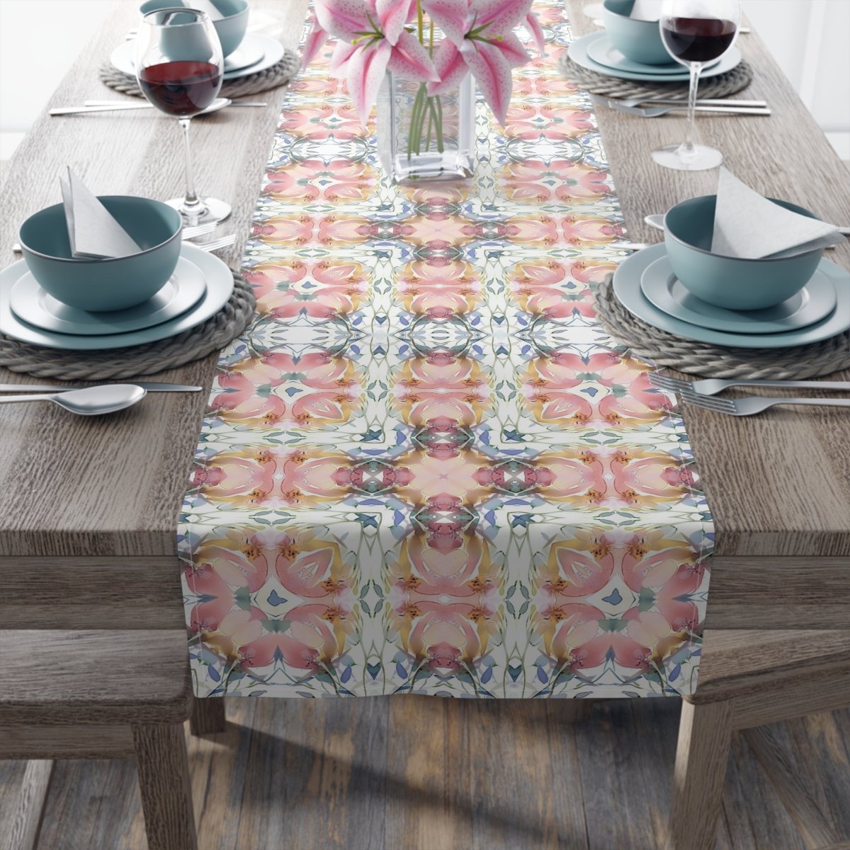 Square Bloom | Table Runner - Table Runner - Piccolo Fiore Prints