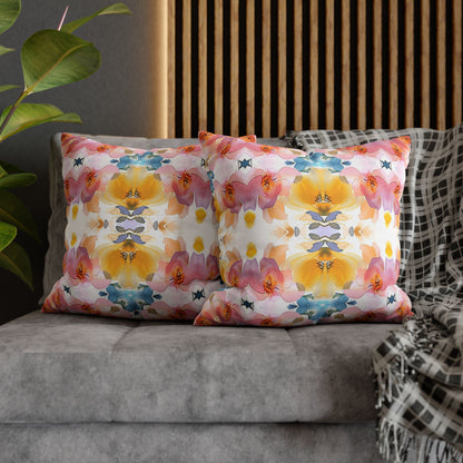 Daisy Bloom | Throw Pillow