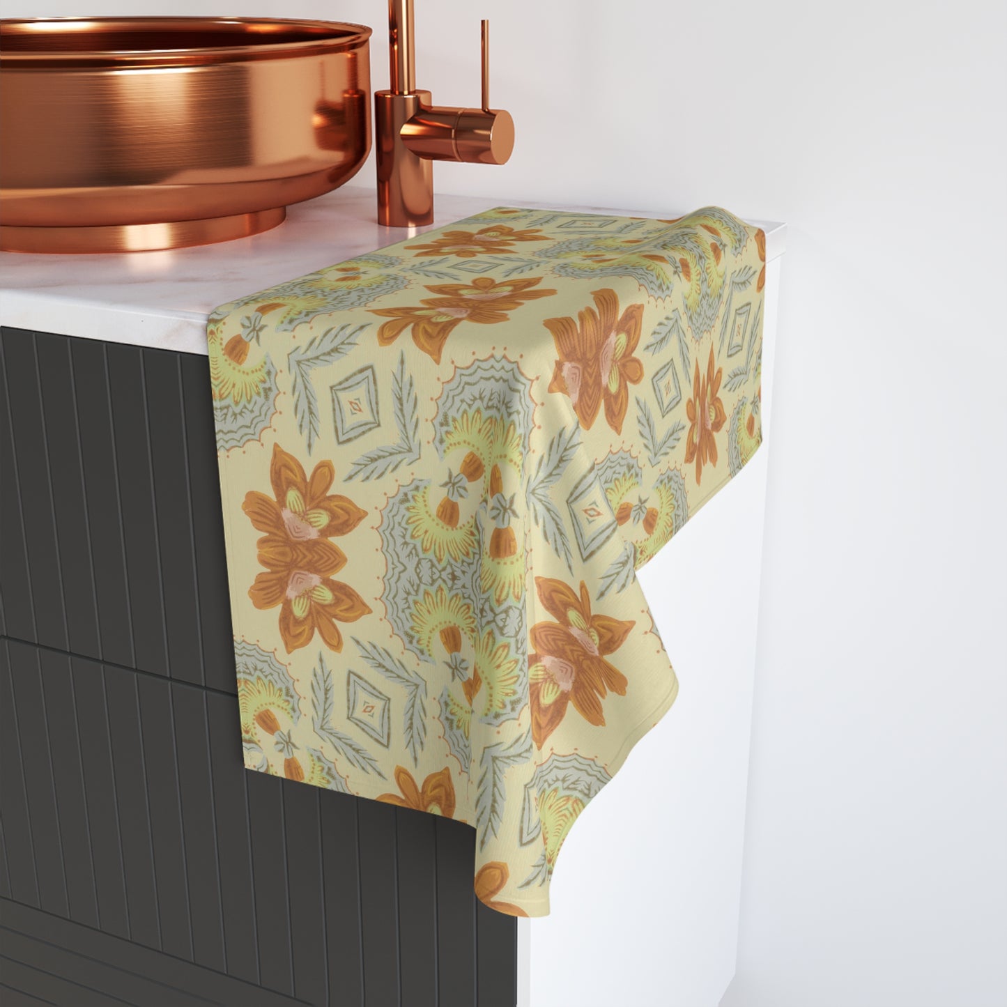 Bella Bouquet Damask in Soft Cream and Grey | Hand Towel