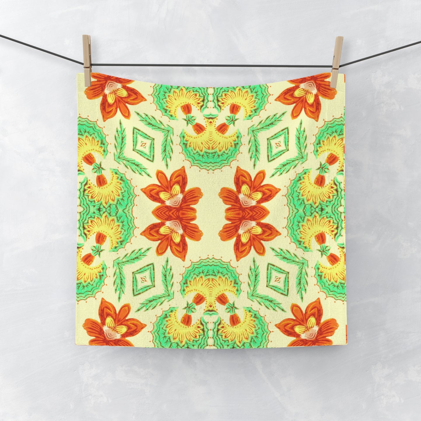 Bella Bouquet Floral Damask in Brightest Cream and Green | Face Towel