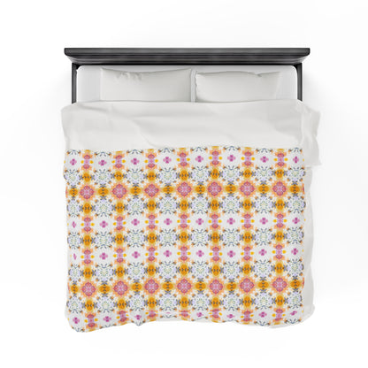 Blooming White | Minky Throw Blanket
