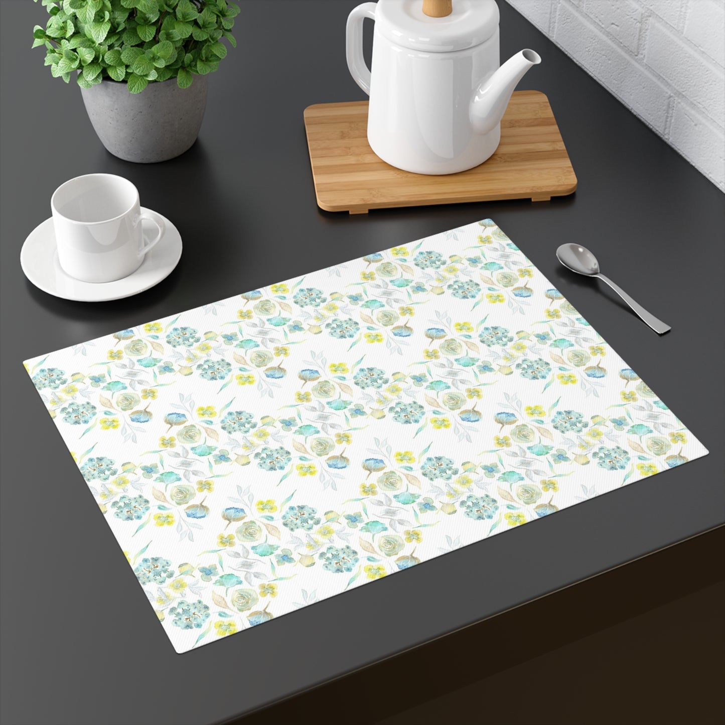 Ditsy Floral Zig-Zag in White | Placemat