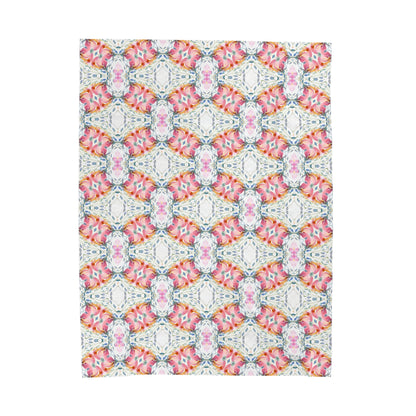 Delicate Diamond Bloom | Velveteen Plush Blanket
