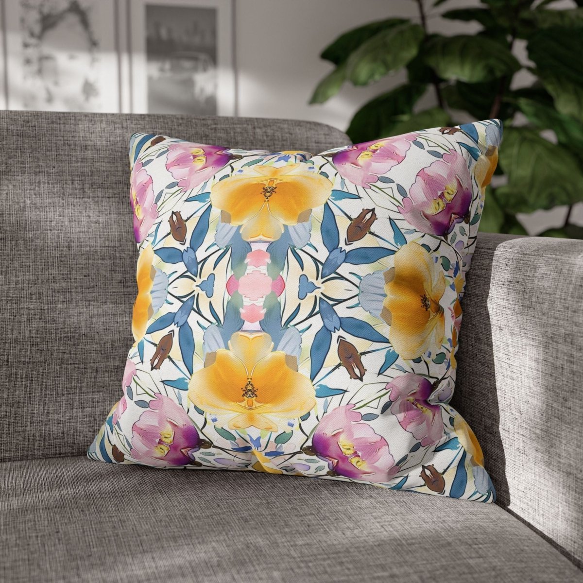 Aztec Floral Damask | Throw Pillow - Throw Pillow - Piccolo Fiore Prints