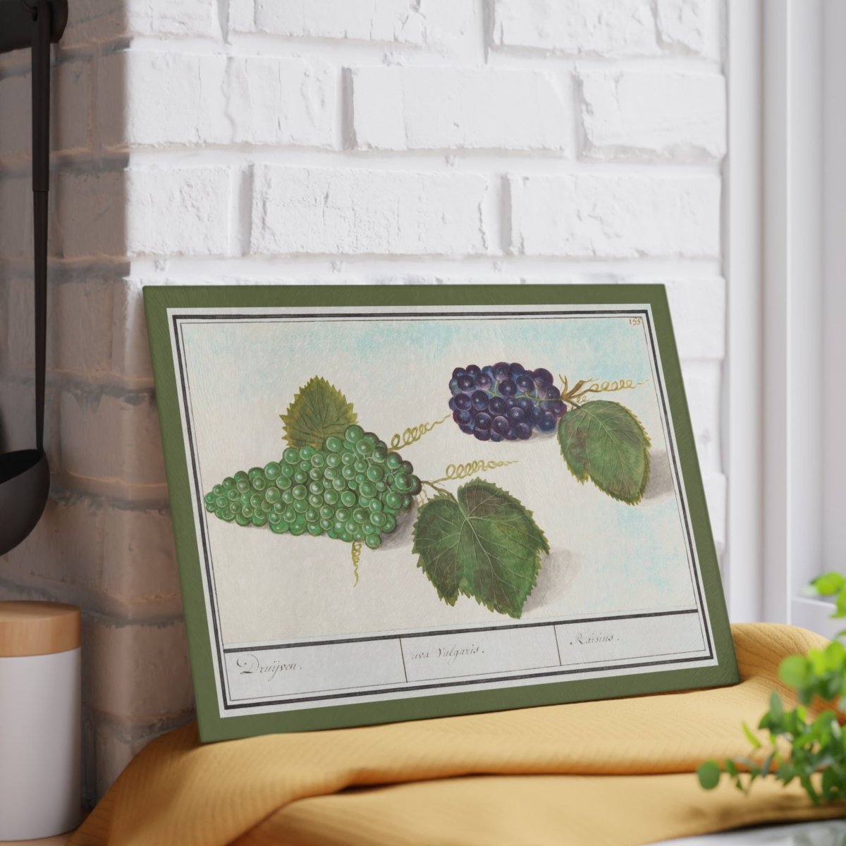 Grapes | Glass Chopping Board - Glass Chopping Board - Piccolo Fiore Prints