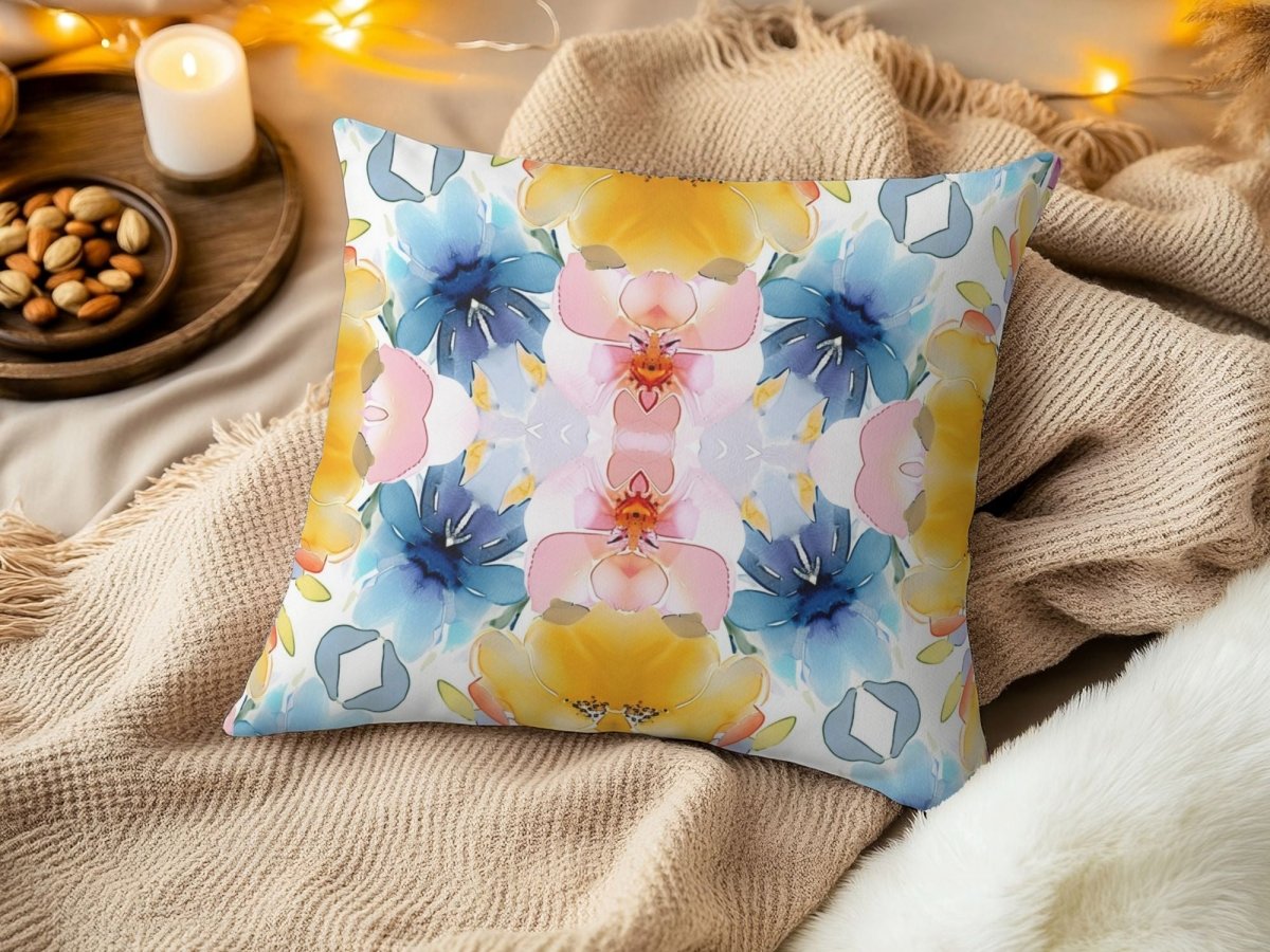 Wavy Blooms | Throw Pillow - Throw Pillow - Piccolo Fiore Prints