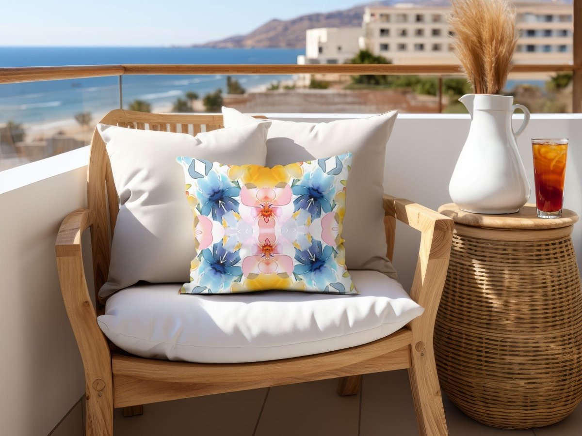 Wavy Blooms | Throw Pillow - Throw Pillow - Piccolo Fiore Prints