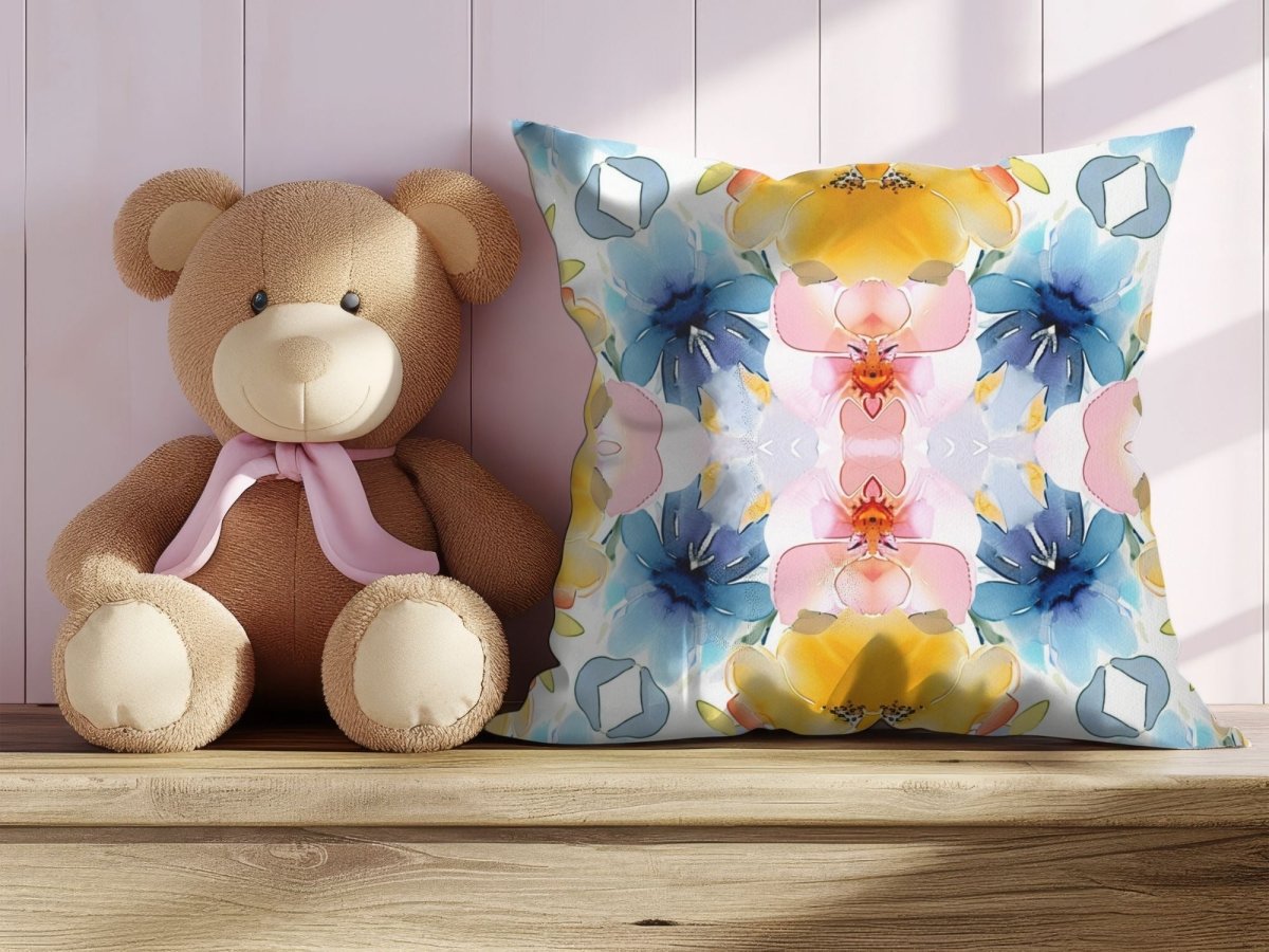 Wavy Blooms | Throw Pillow - Throw Pillow - Piccolo Fiore Prints