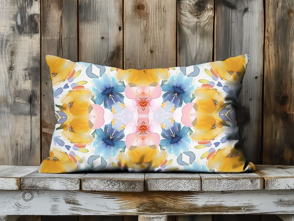 Wavy Blooms | Throw Pillow - Throw Pillow - Piccolo Fiore Prints
