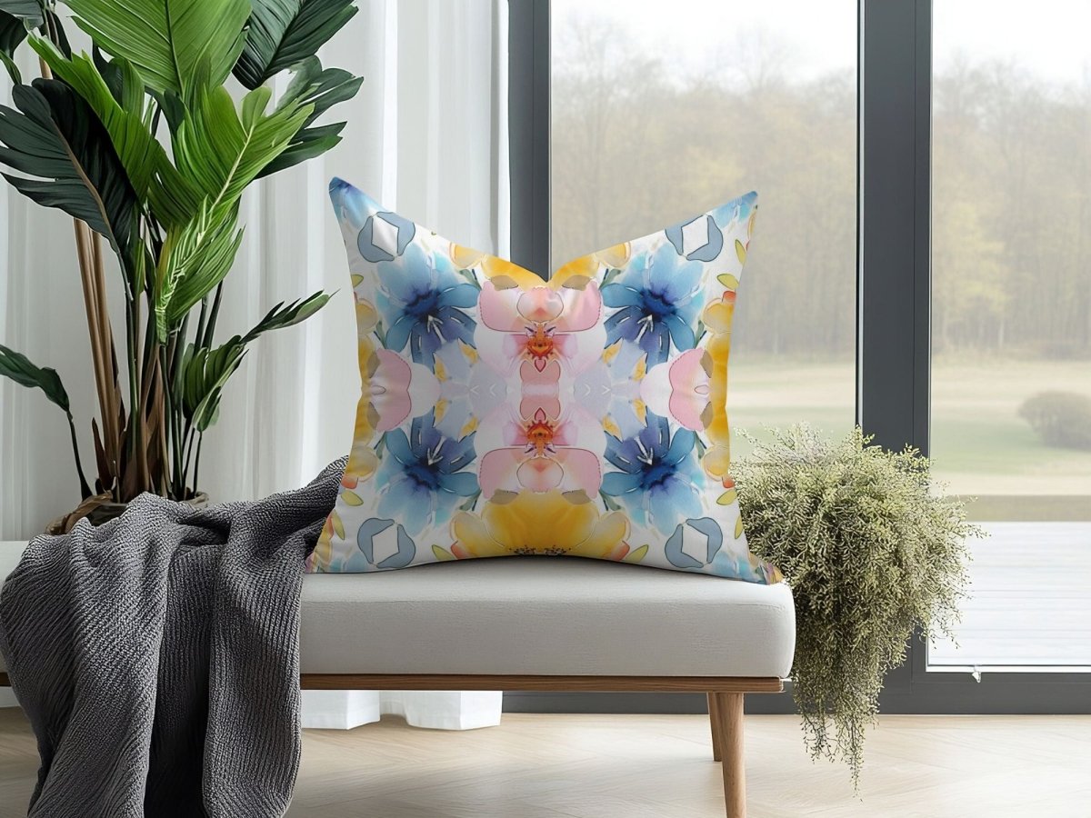 Wavy Blooms | Throw Pillow - Throw Pillow - Piccolo Fiore Prints